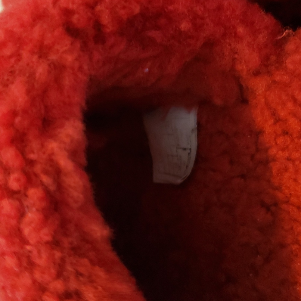 UGG Fluffita red real shearling sandals slippers - Picture 5 of 9